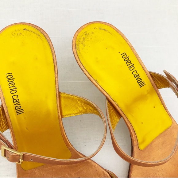 Roberto Cavalli double strap kitten heel sandal - Picture 4 of 10